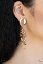 Load image into Gallery viewer, Metallic Foliage Gold Clip on Earring